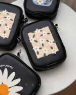 کیف دوشی طرح گل بابونه ریز