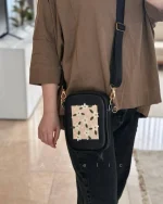 کیف دوشی طرح گل بابونه ریز