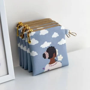 کیف دختر و ابر